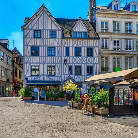 Fontenelle Magnifique F3 Haussmanien A Руан